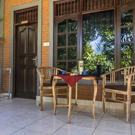 Adi Santia Bungalows Ubud Buitenkant foto