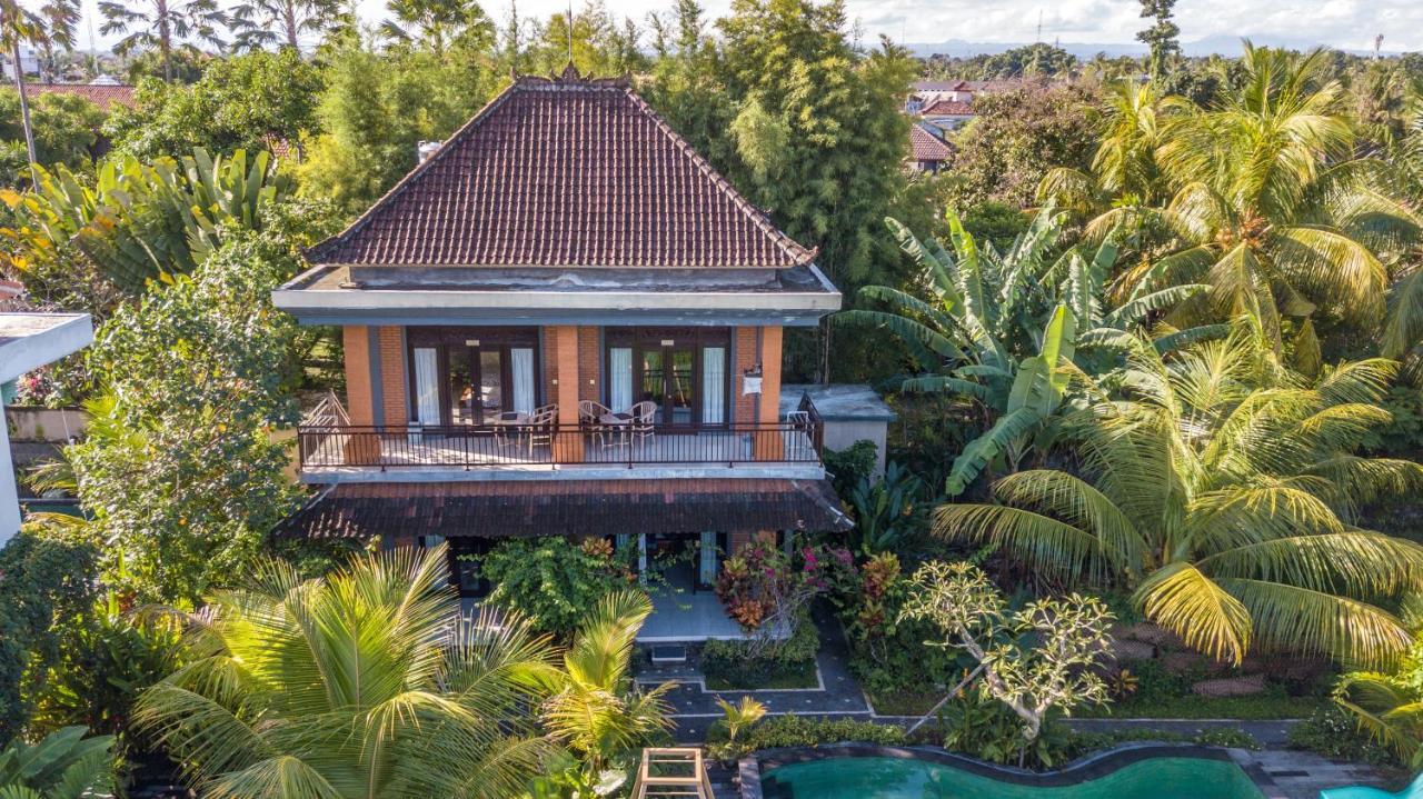 Adi Santia Bungalows Ubud Buitenkant foto