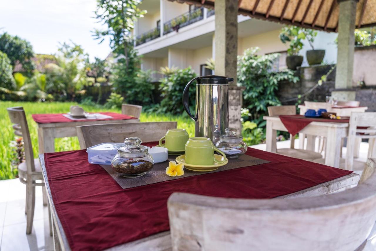 Adi Santia Bungalows Ubud Buitenkant foto