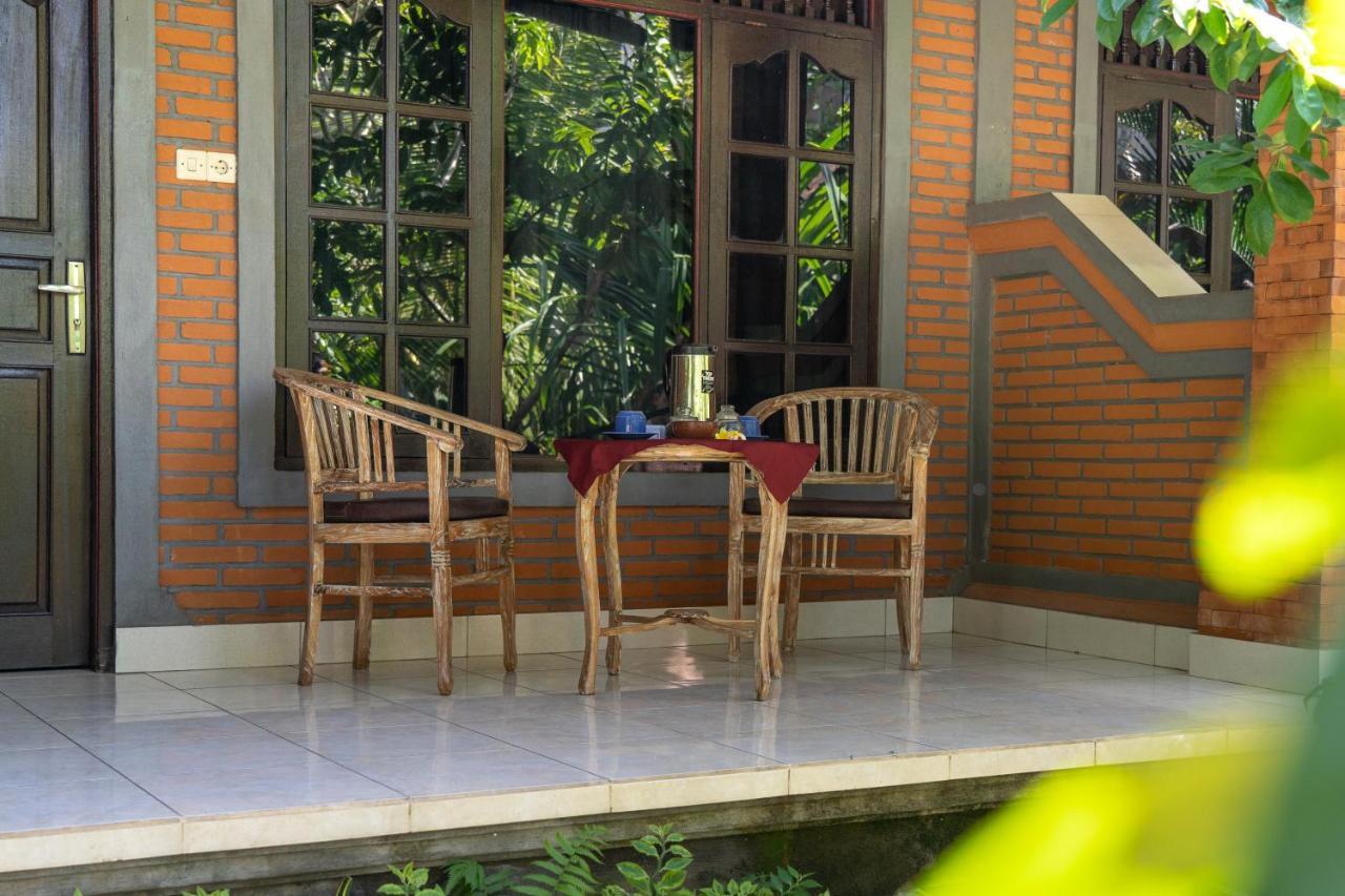 Adi Santia Bungalows Ubud Buitenkant foto
