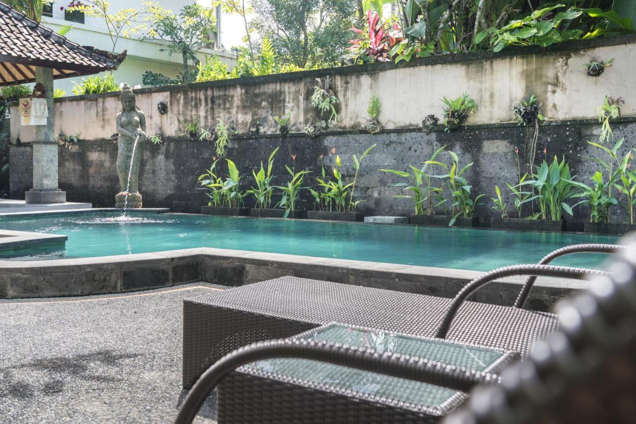 Adi Santia Bungalows Ubud Buitenkant foto