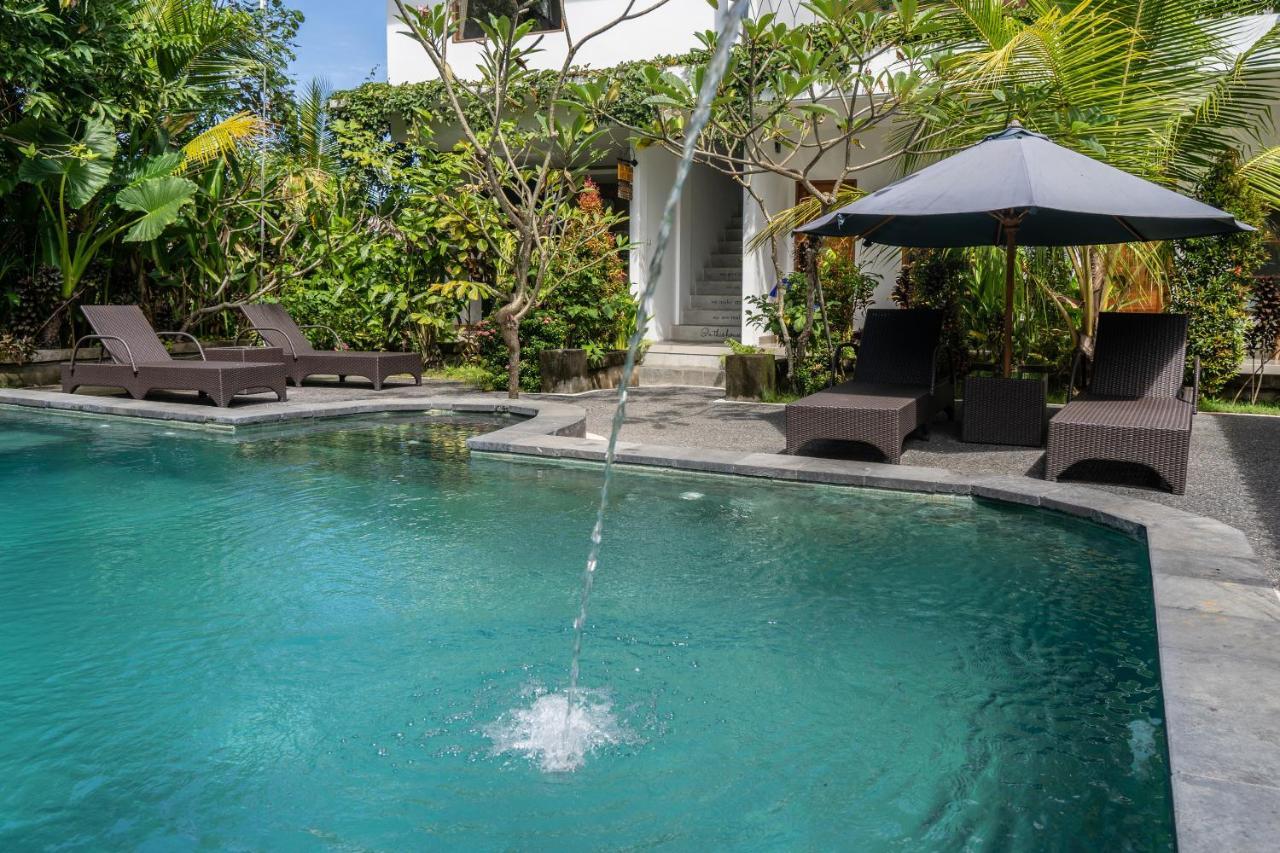 Adi Santia Bungalows Ubud Buitenkant foto