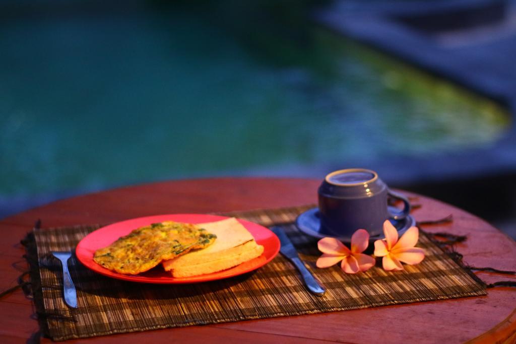Adi Santia Bungalows Ubud Buitenkant foto