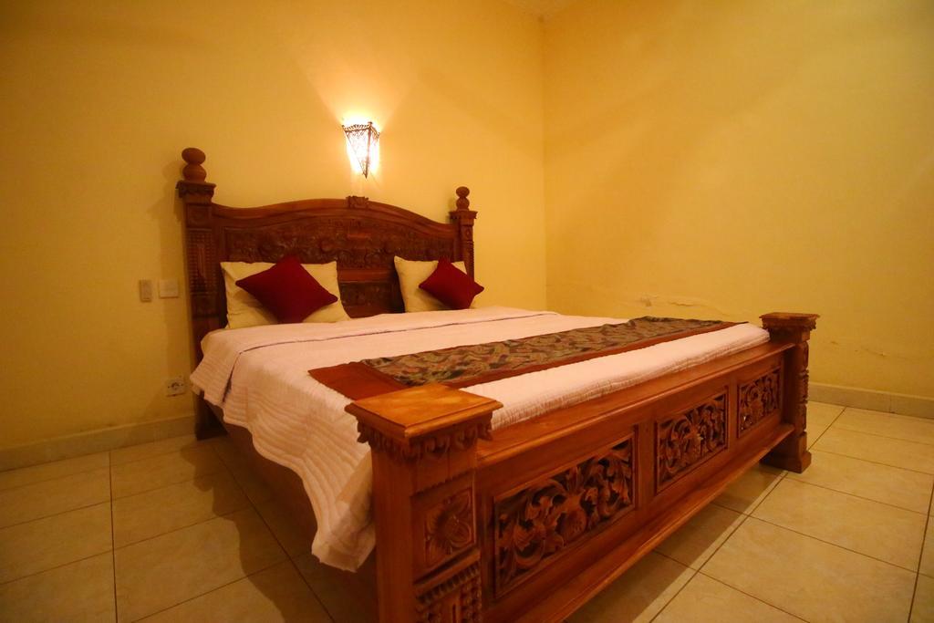 Adi Santia Bungalows Ubud Buitenkant foto