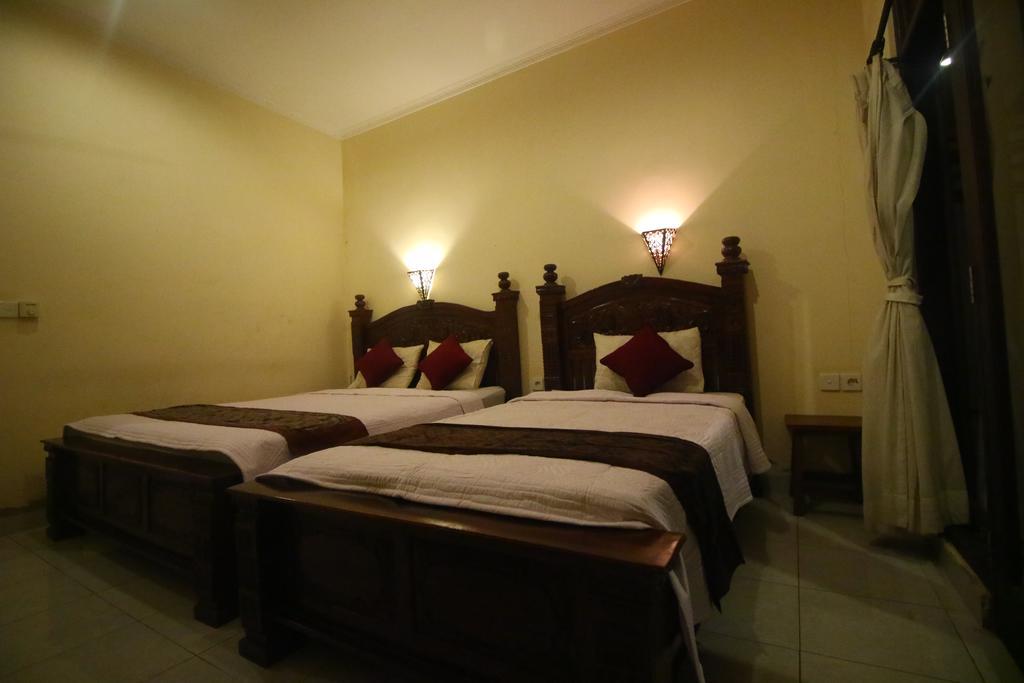 Adi Santia Bungalows Ubud Buitenkant foto